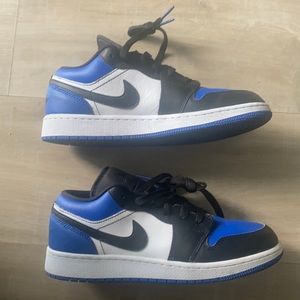 Jordan 1 low Sport Blue in grade school size 6.5Y